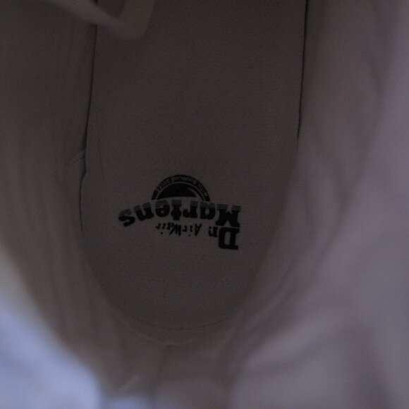 DR. MARTENS Combs White Boots NWT - Picture 10 of 11